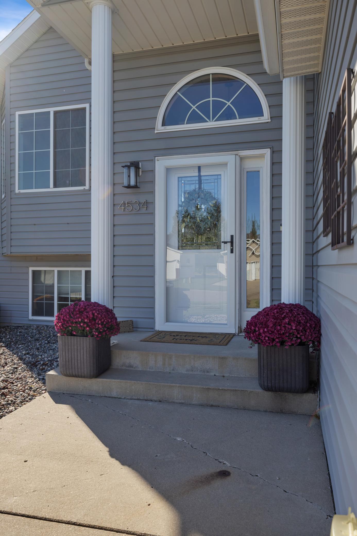 4534 Westport Parkway