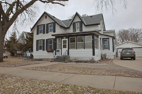 Photo of 510 5th Street NW, Faribault, MN 55021 (MLS # 7047394)
