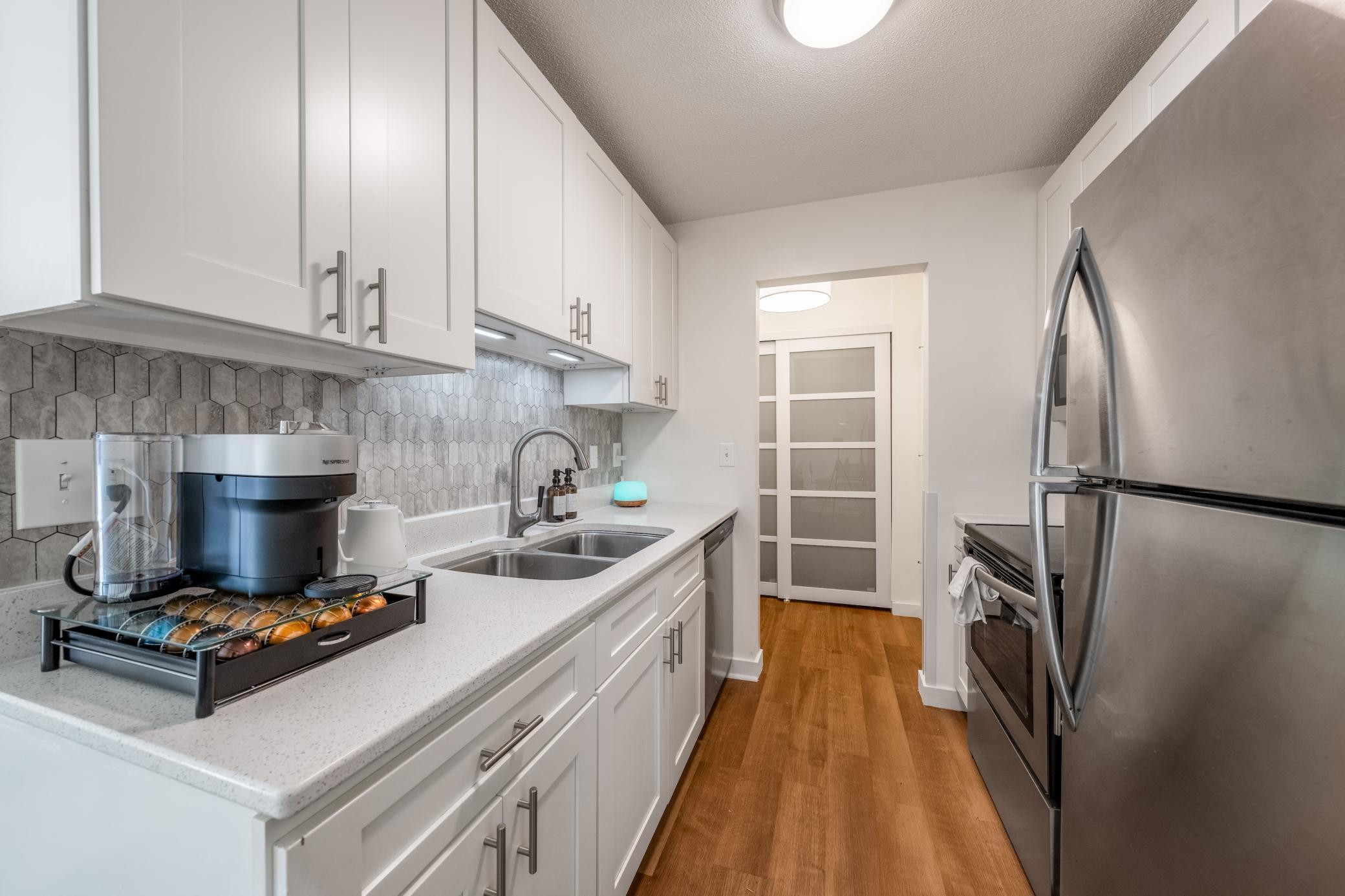 4371 Wilshire Boulevard b203