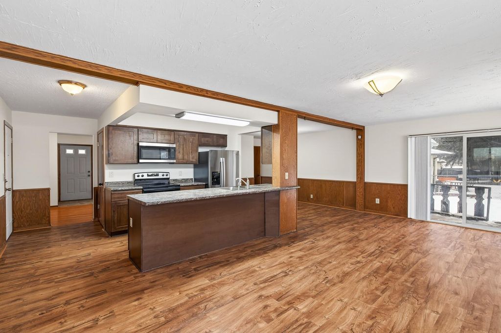 Photo of 6706 Toledo Avenue N, Brooklyn Center, MN 55429 (MLS # 7021513)