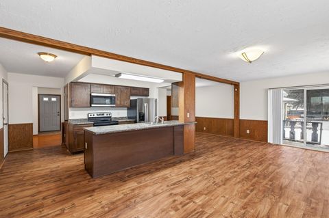 6706 Toledo Avenue N Brooklyn Center MN 55429