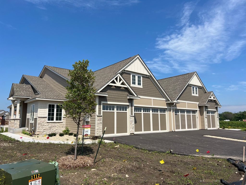 Photo of 4570 Tovero Trail, Medina, MN 55340 (MLS # 6563354)