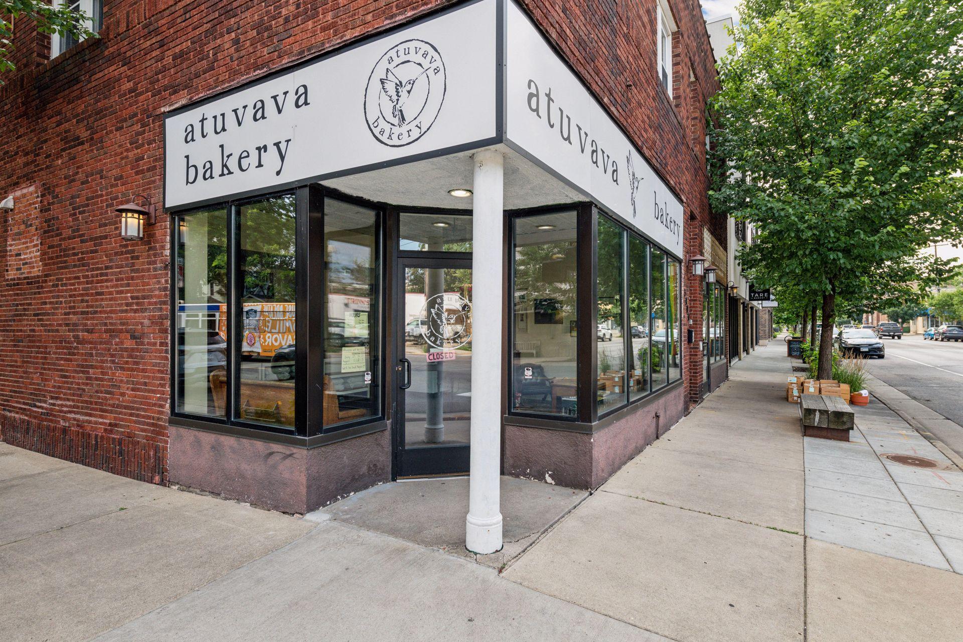 2803 E 38th Street 204