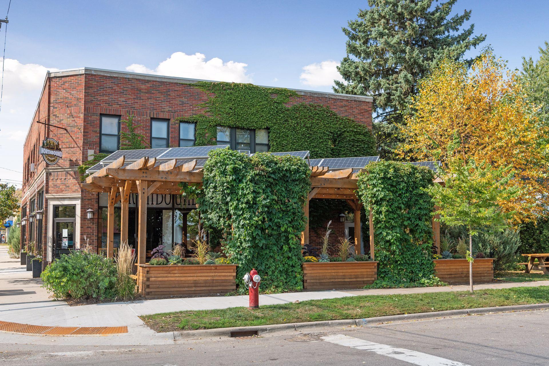2803 E 38th Street 204
