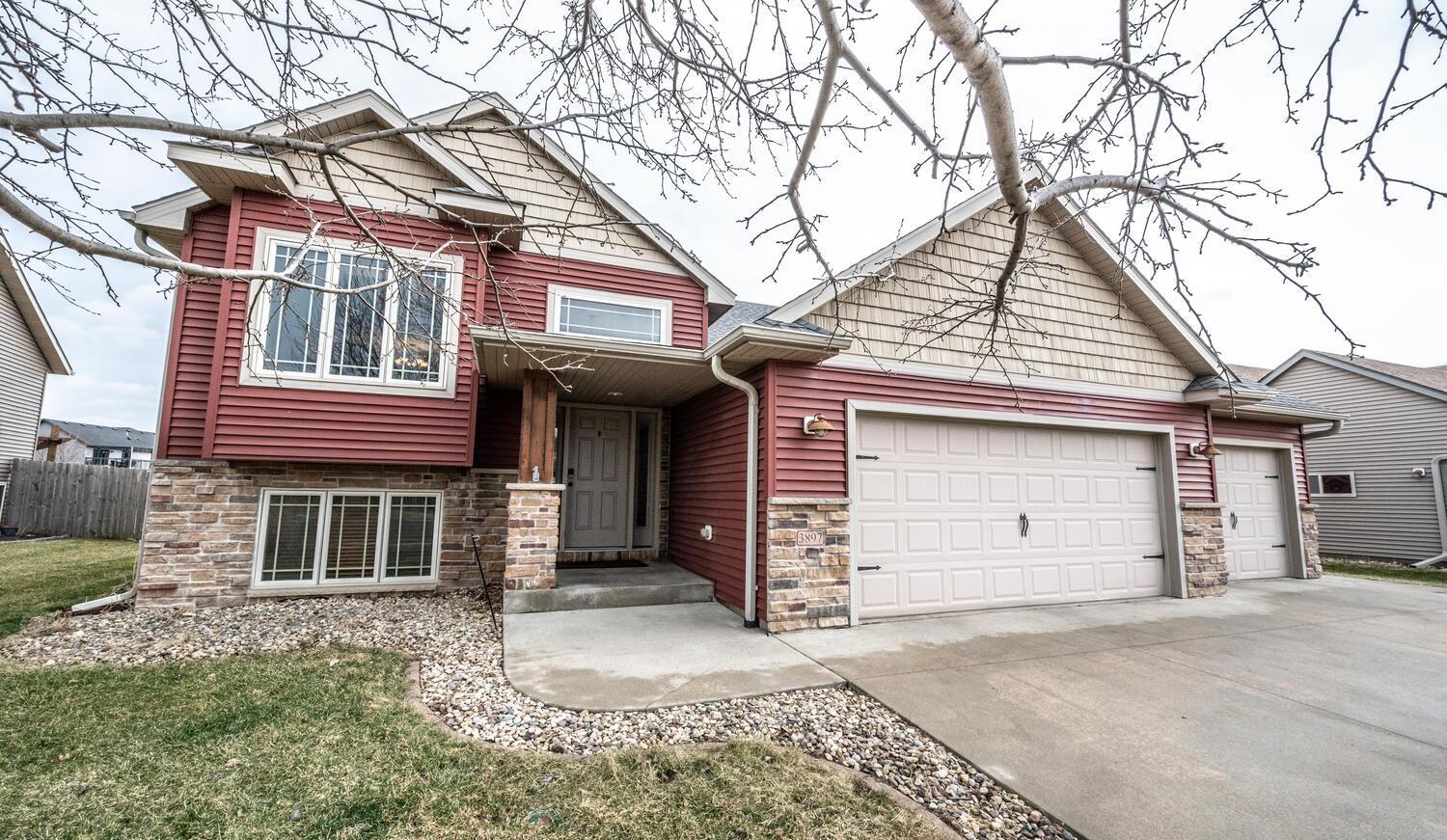 3897 Odyssey Drive SW