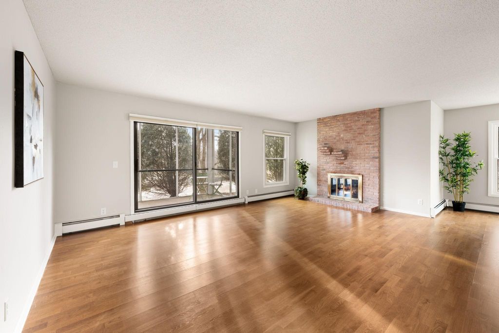 Photo of 3030 Saint Albans Mill Road #115, Minnetonka, MN 55305 (MLS # 7080001)