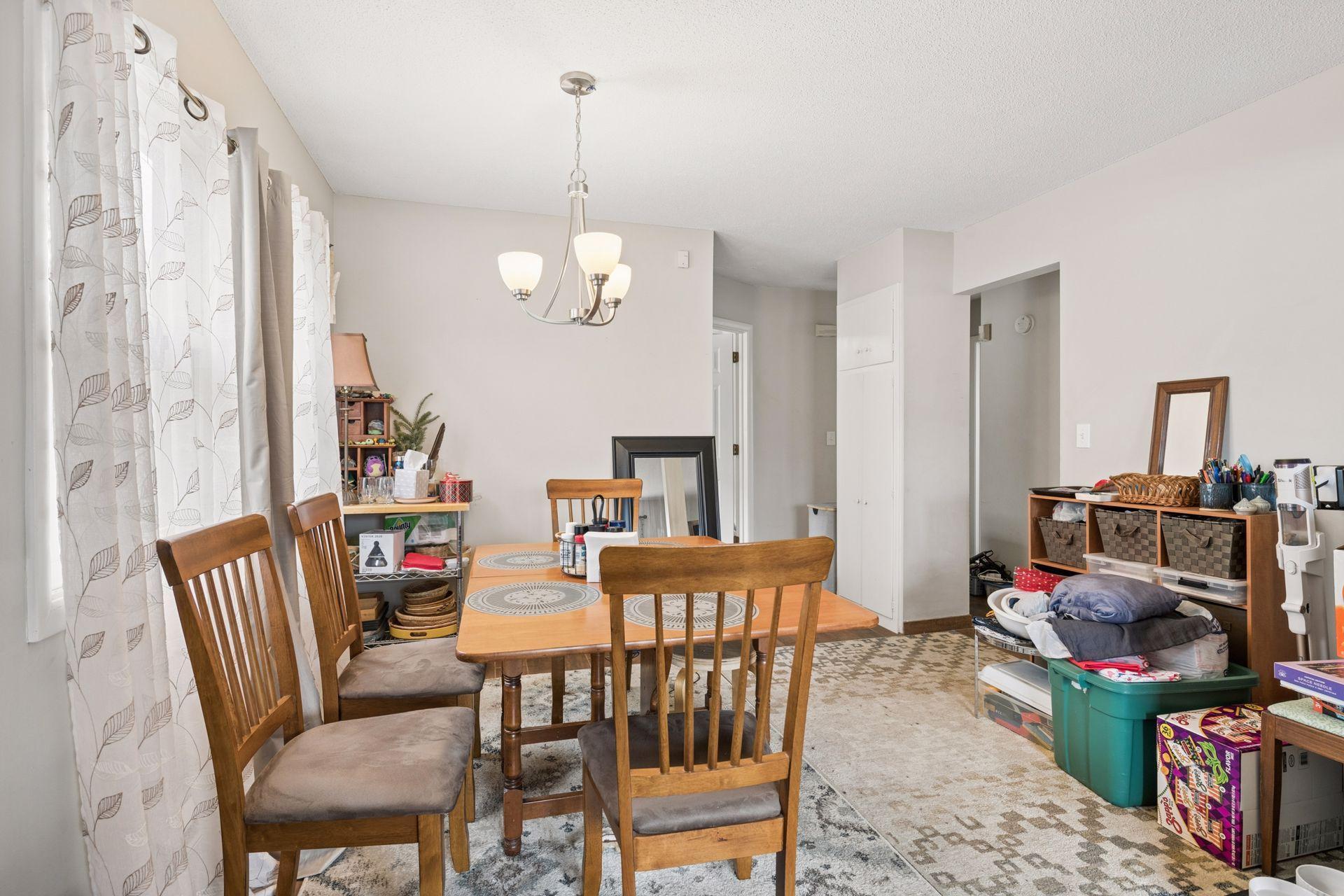 5725 Nicollet Avenue