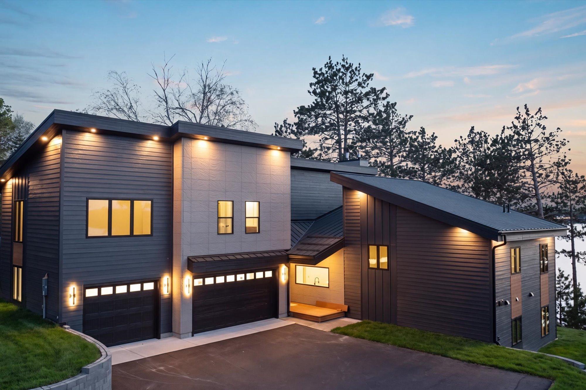 11389 E Steamboat Bay Road