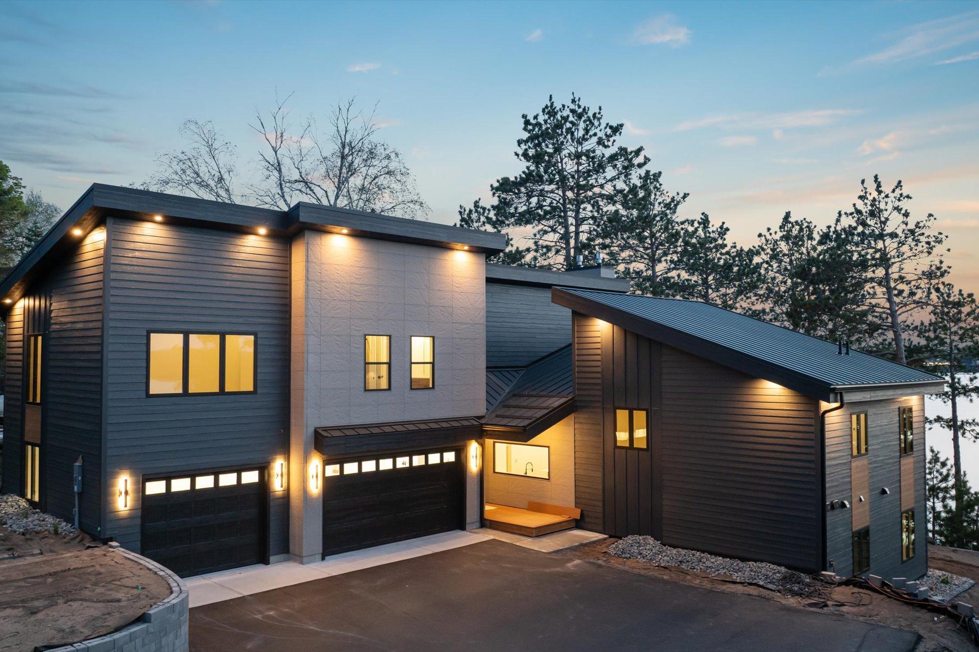 11389 E Steamboat Bay Road