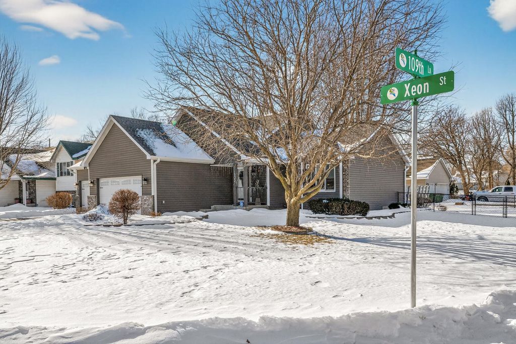 Photo of 10940 Xeon Street NW, Coon Rapids, MN 55433 (MLS # 7016560)