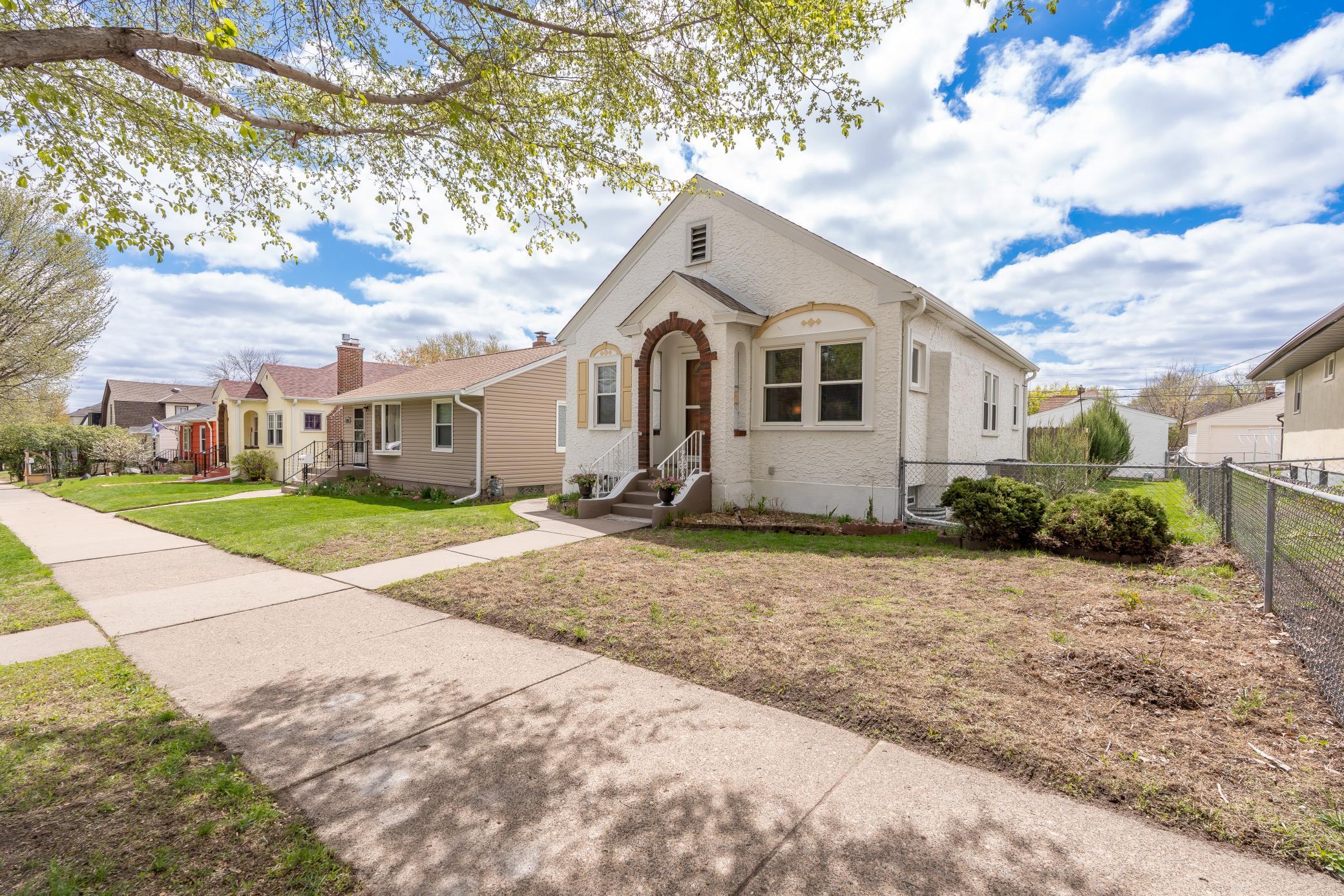 1206 Seminary Avenue