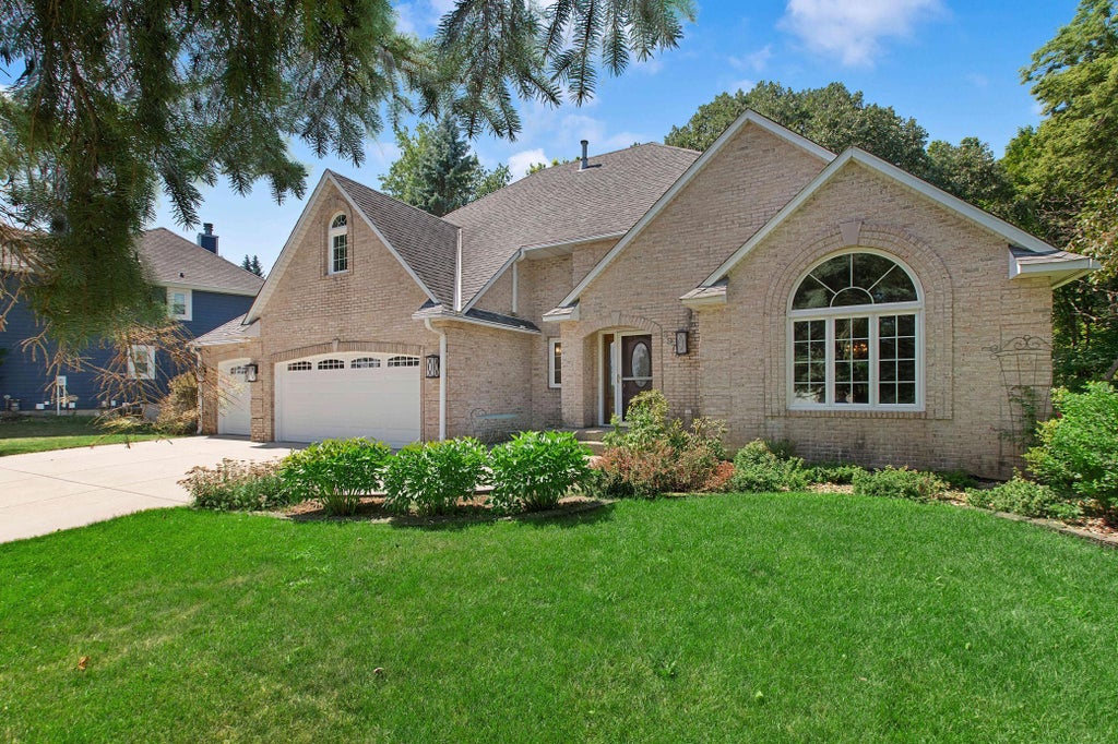 Photo of 8978 Jewel Avenue S, Cottage Grove, MN 55016 (MLS # 7139512)