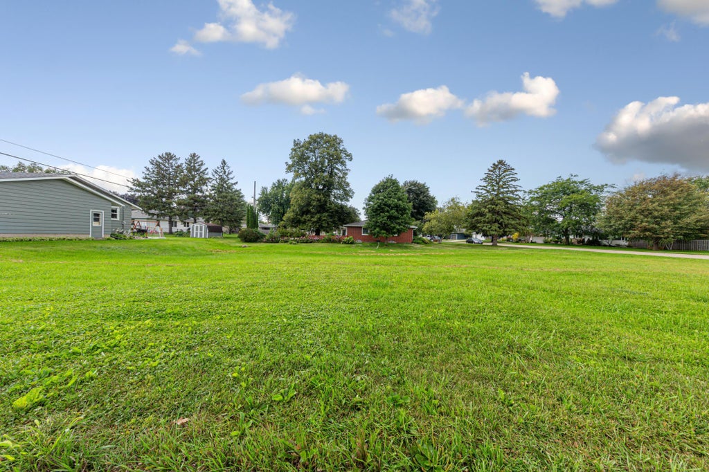 Photo of TBD S Lincoln Avenue, Owatonna, MN 55060 (MLS # 7133452)