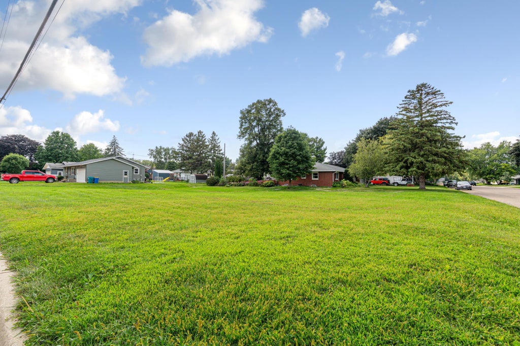 Photo of TBD S Lincoln Avenue, Owatonna, MN 55060 (MLS # 7133452)