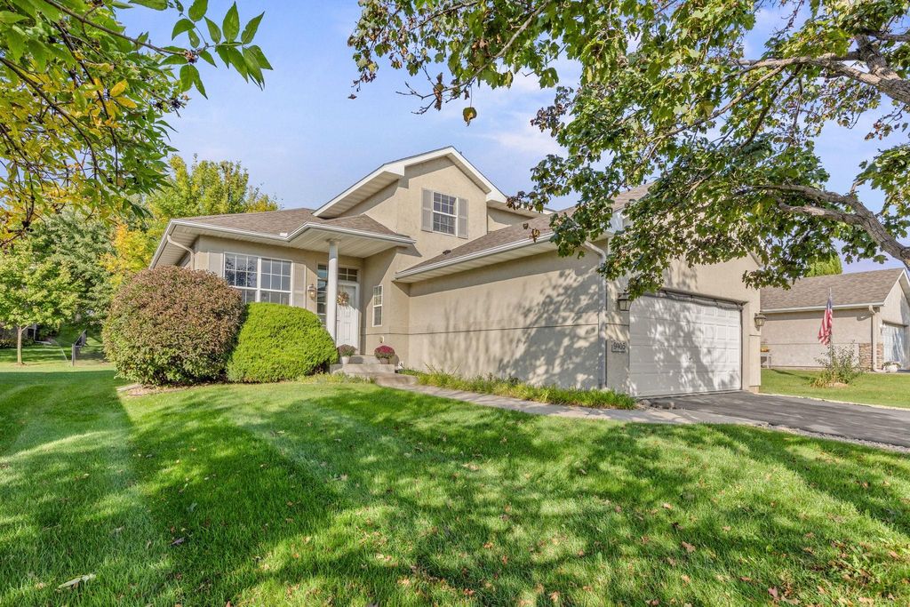 Photo of 9405 214th Street W, Lakeville, MN 55044 (MLS # 7002807)