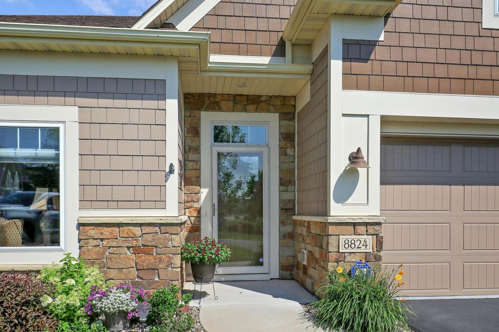 Photo of 8824 Upper 7th Place N, Lake Elmo, MN 55042 (MLS # 7014234)