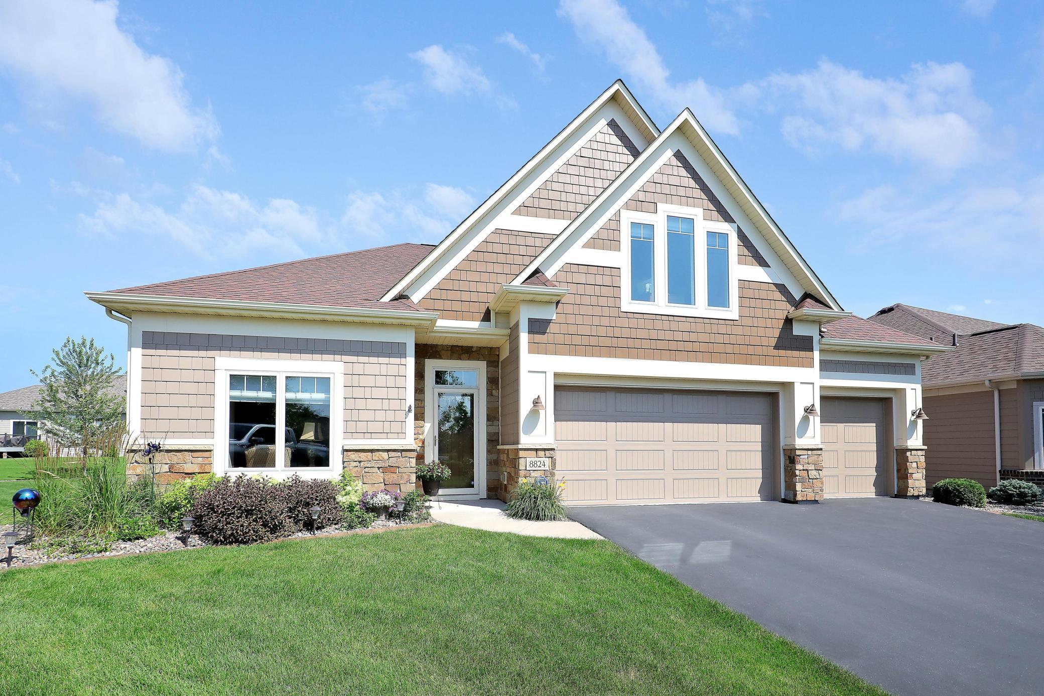 8824 Upper 7th Place N