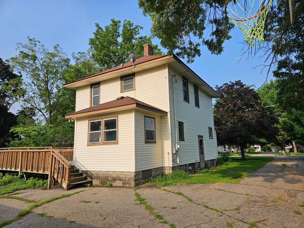 Photo of 730 N 1st Street N, Waterville, MN 56096 (MLS # 7001436)