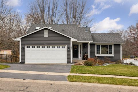 17241 Glencoe Avenue Lakeville MN 55044