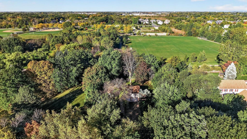 Photo of 9270 Kiowa Trail, Chanhassen, MN 55317 (MLS # 7155977)