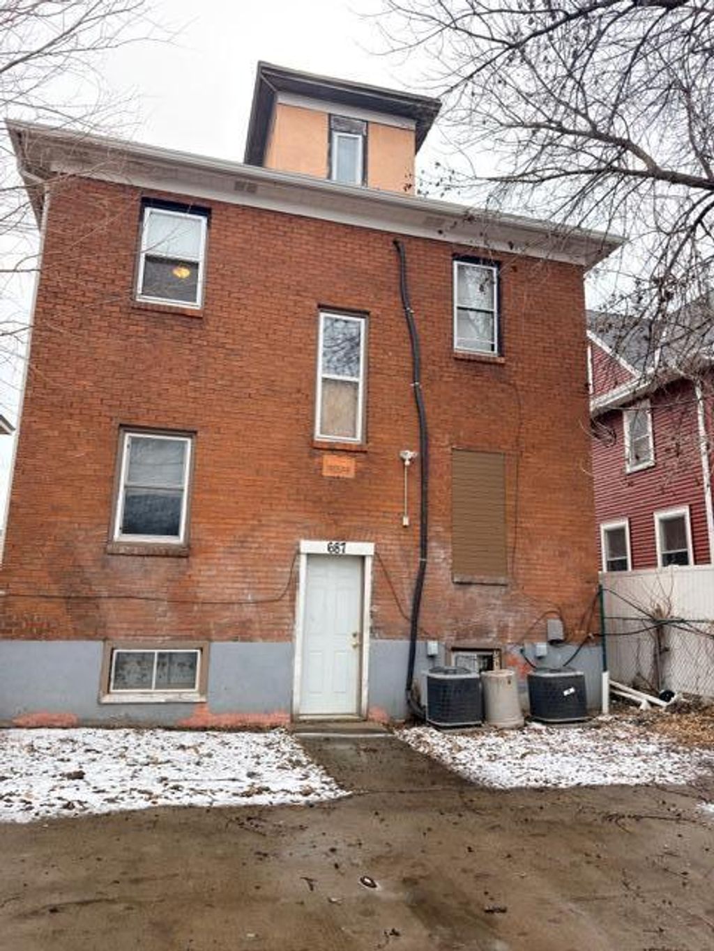 Photo of 687 Aurora Avenue, Saint Paul, MN 55104 (MLS # 7033636)