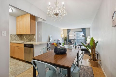 Photo of 400 Groveland Avenue #910, Minneapolis, MN 55403 (MLS # 6826751)