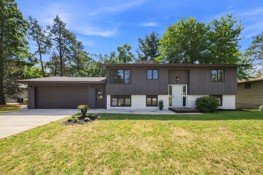 Photo of 151 Riverside Street, Mora, MN 55051 (MLS # 7137693)
