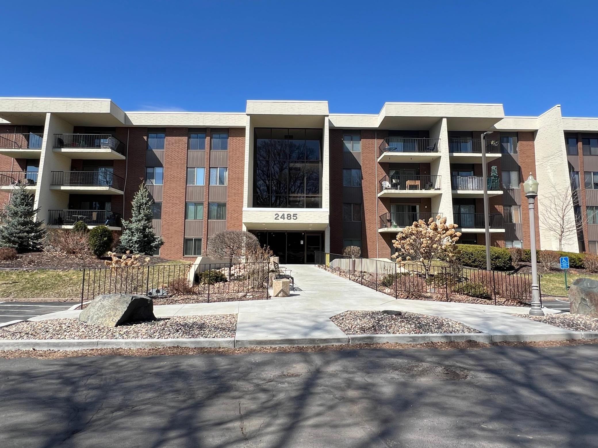 2485 Londin Lane E 418