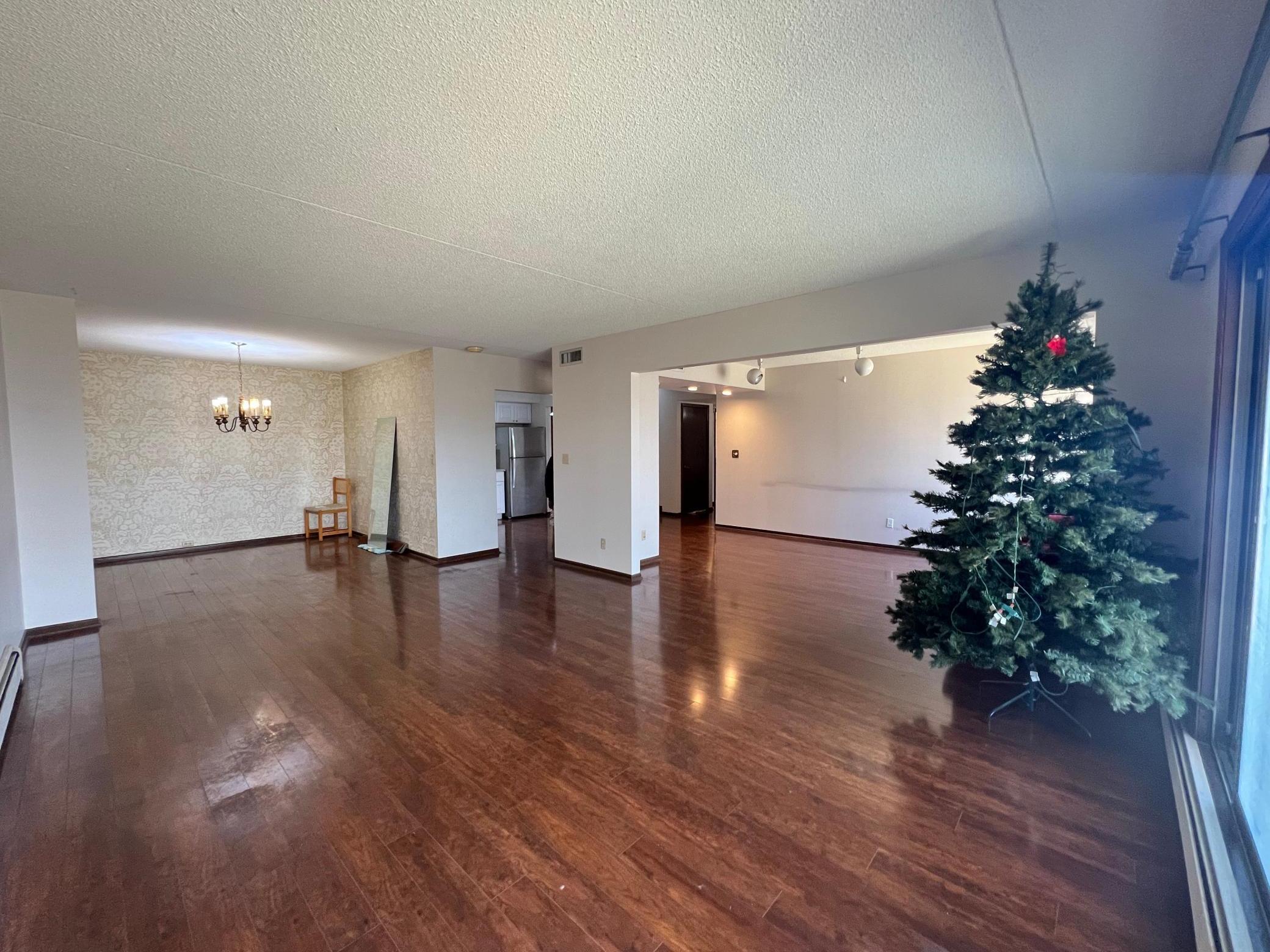 2485 Londin Lane E 418