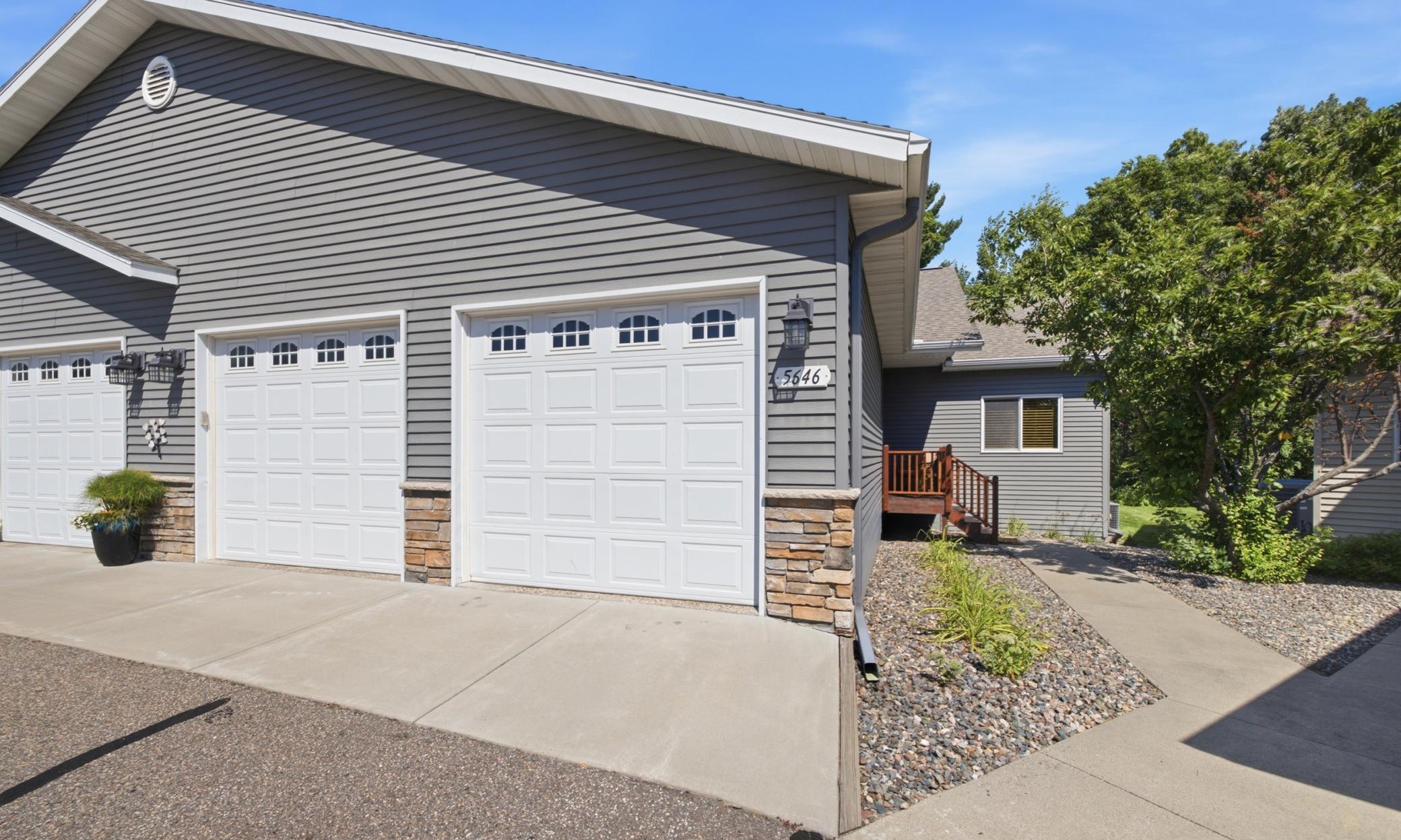 5646 Rush Lake Court