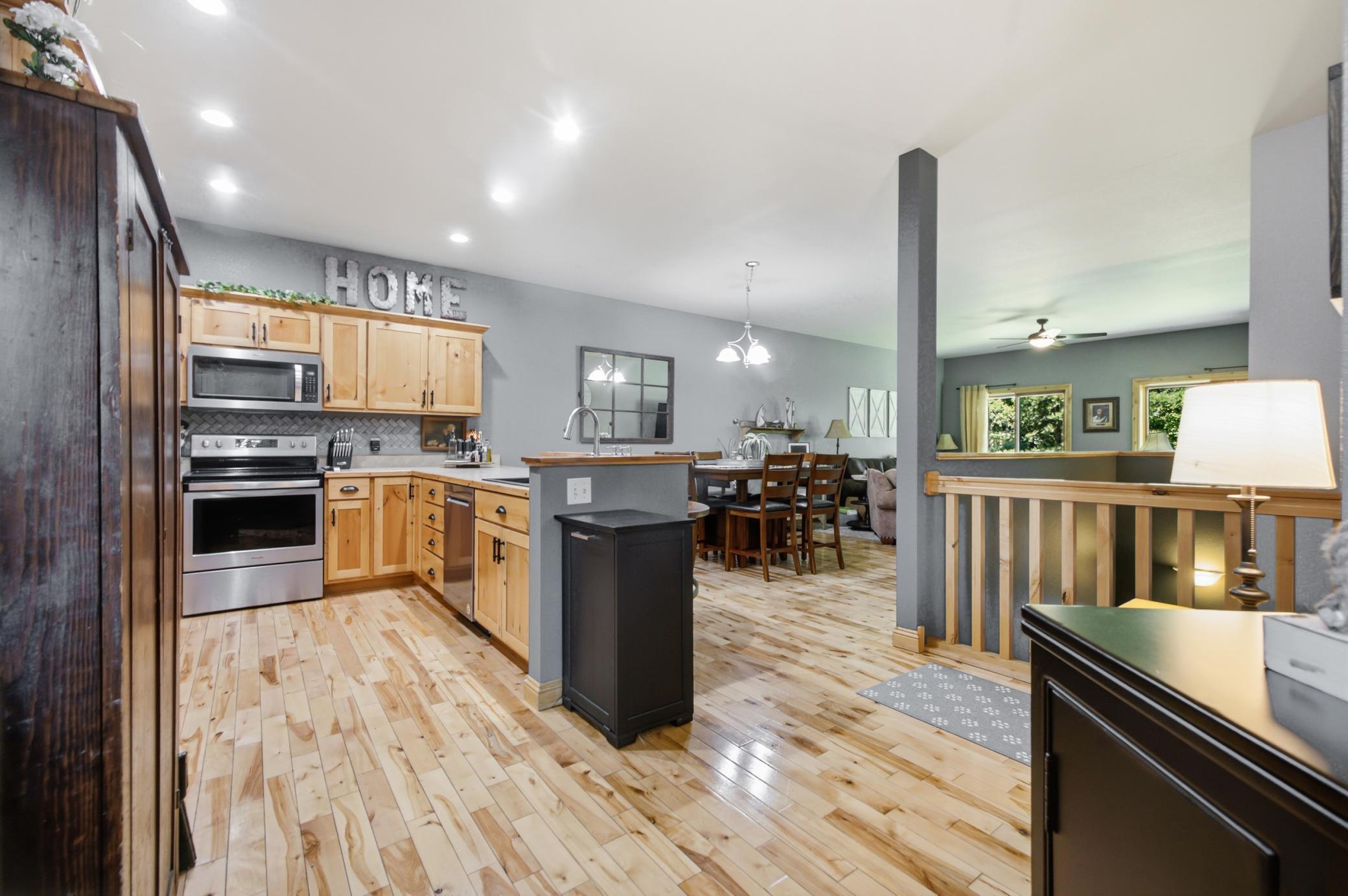 5646 Rush Lake Court