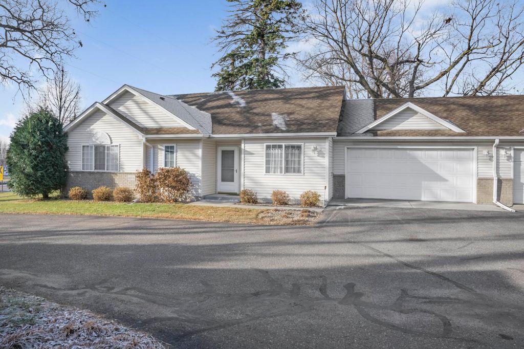 Photo of 607 8th Street NE #A, Buffalo, MN 55313 (MLS # 7012744)