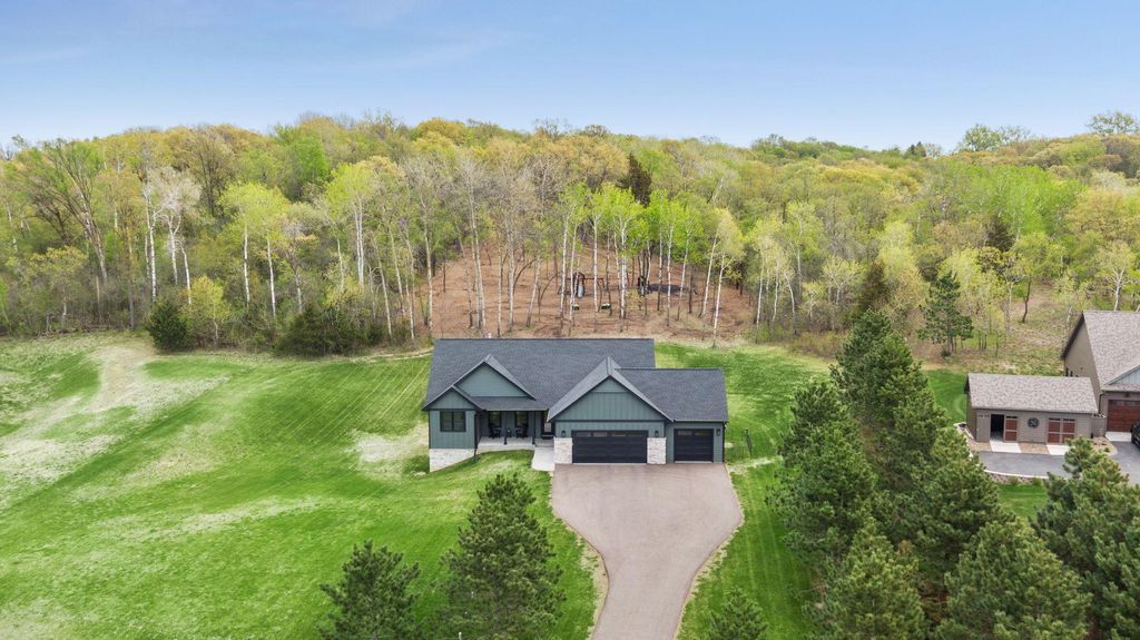 Photo of 899 Gavin Pass, Hudson, WI 54016 (MLS # 7067341)