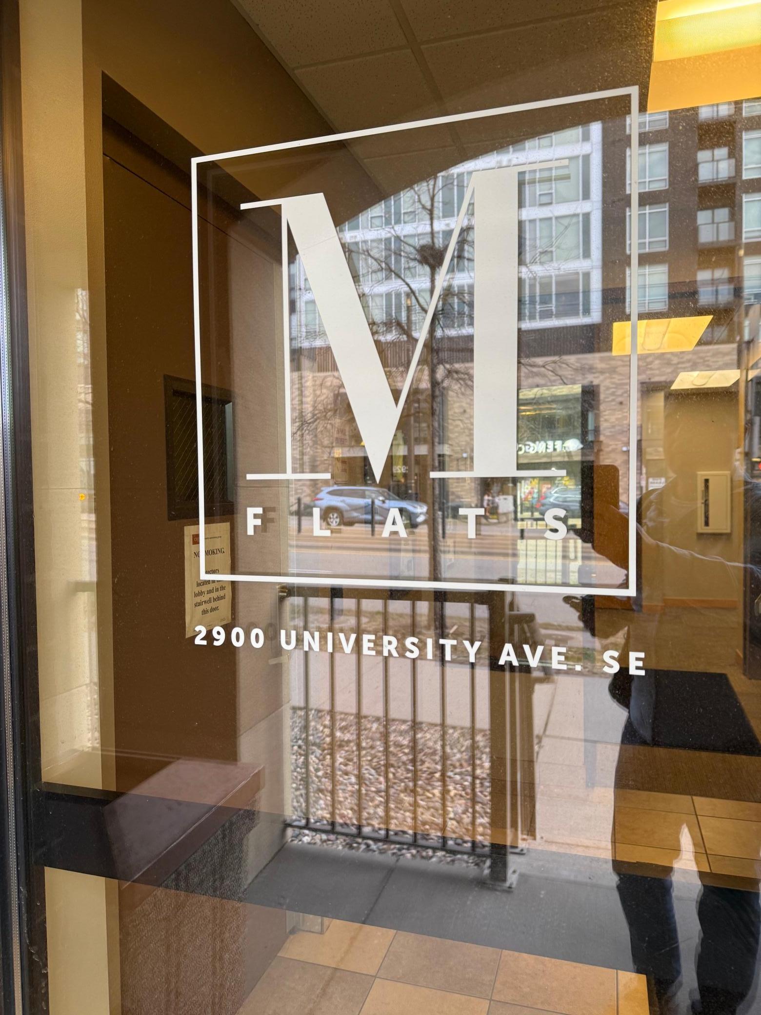 2900 University Avenue SE 402