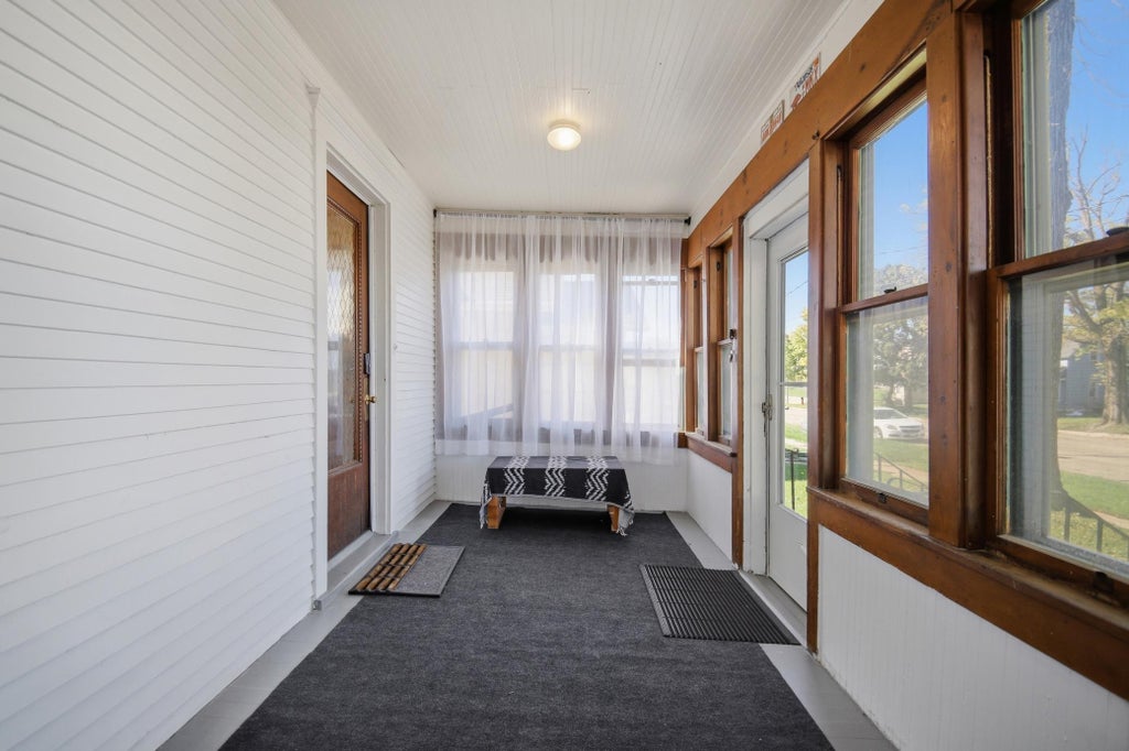 Photo of 808 6th Avenue NE, Austin, MN 55912 (MLS # 7153110)