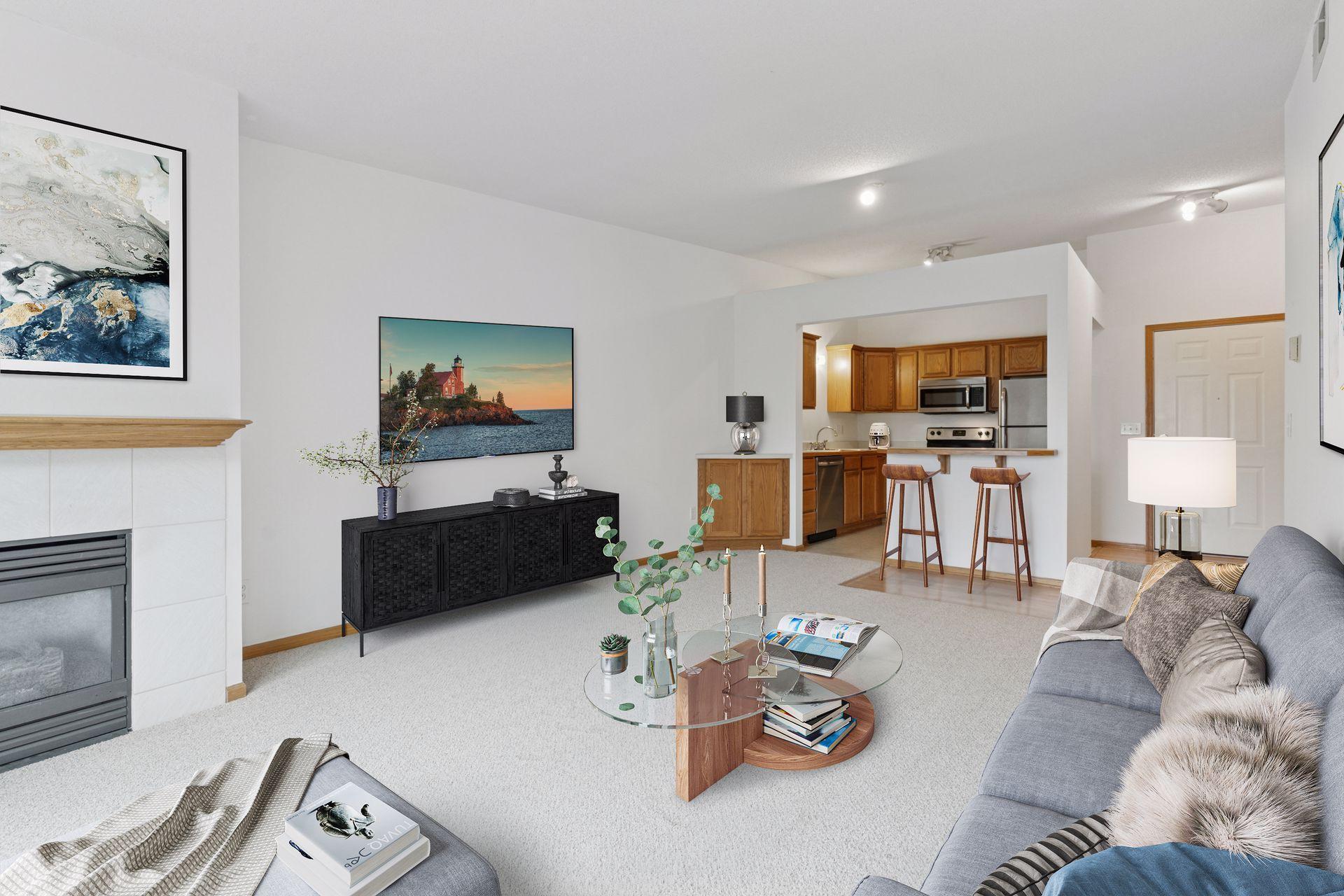 2496 County Road C2 W 303
