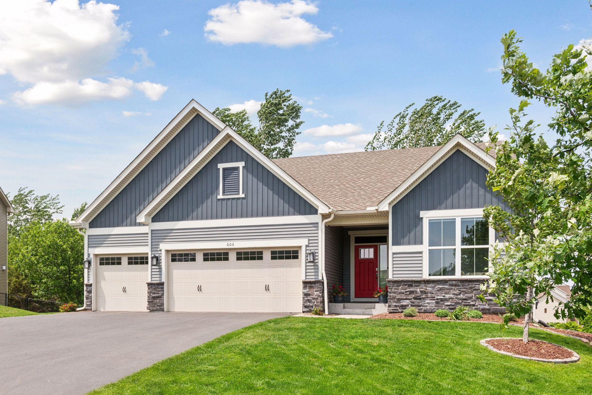 606 Blue Heron Circle