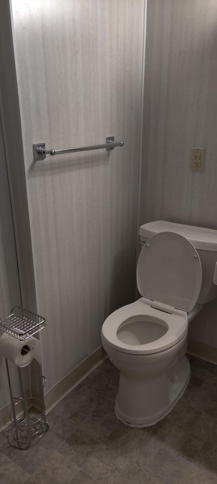 2537 Pillsbury Avenue S