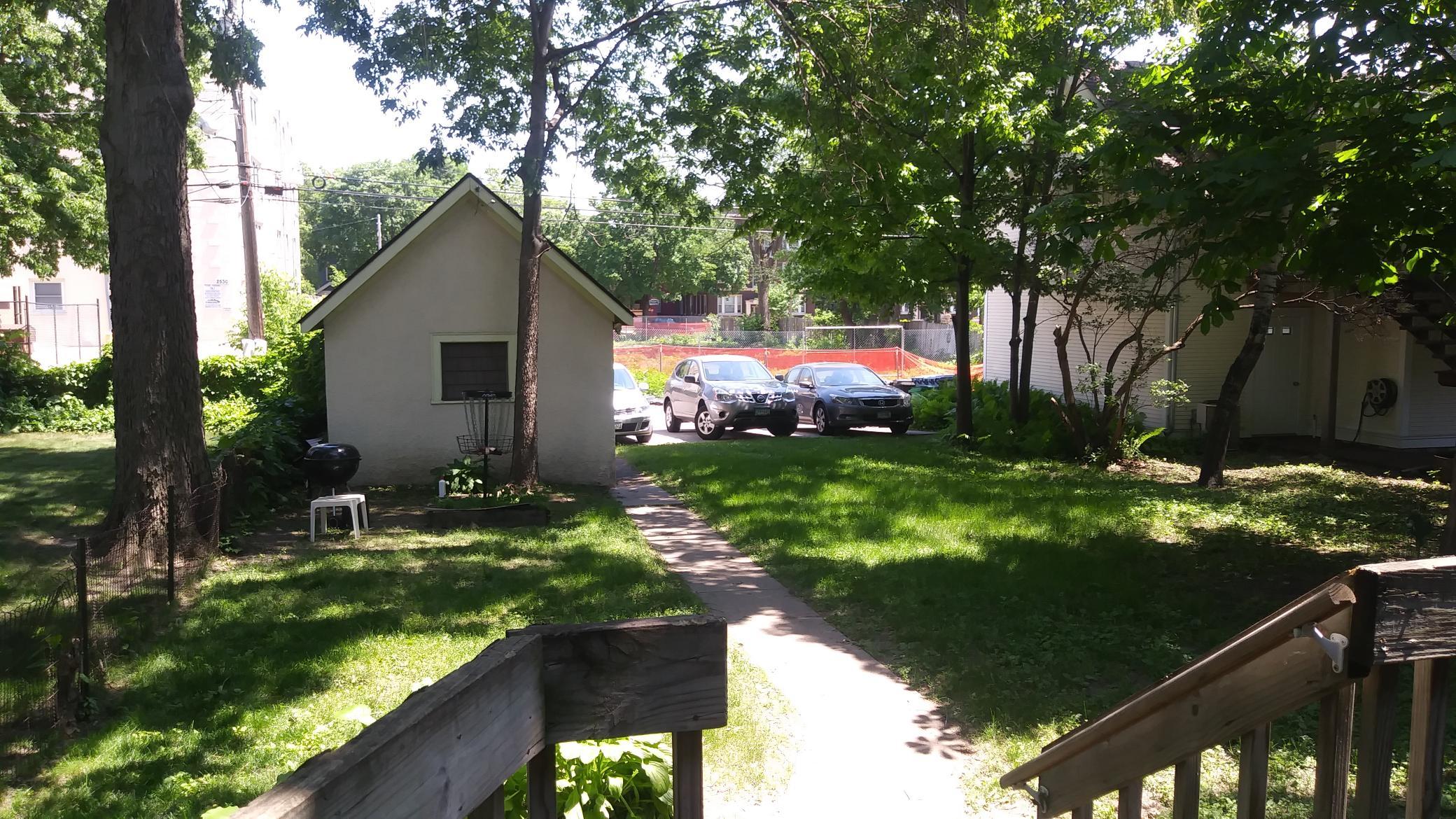 2537 Pillsbury Avenue S