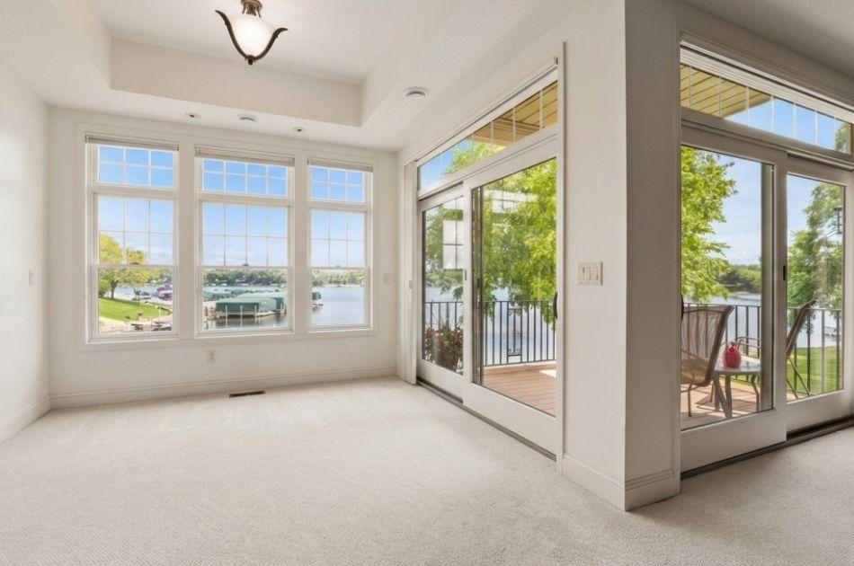 21957 Minnetonka Boulevard 17