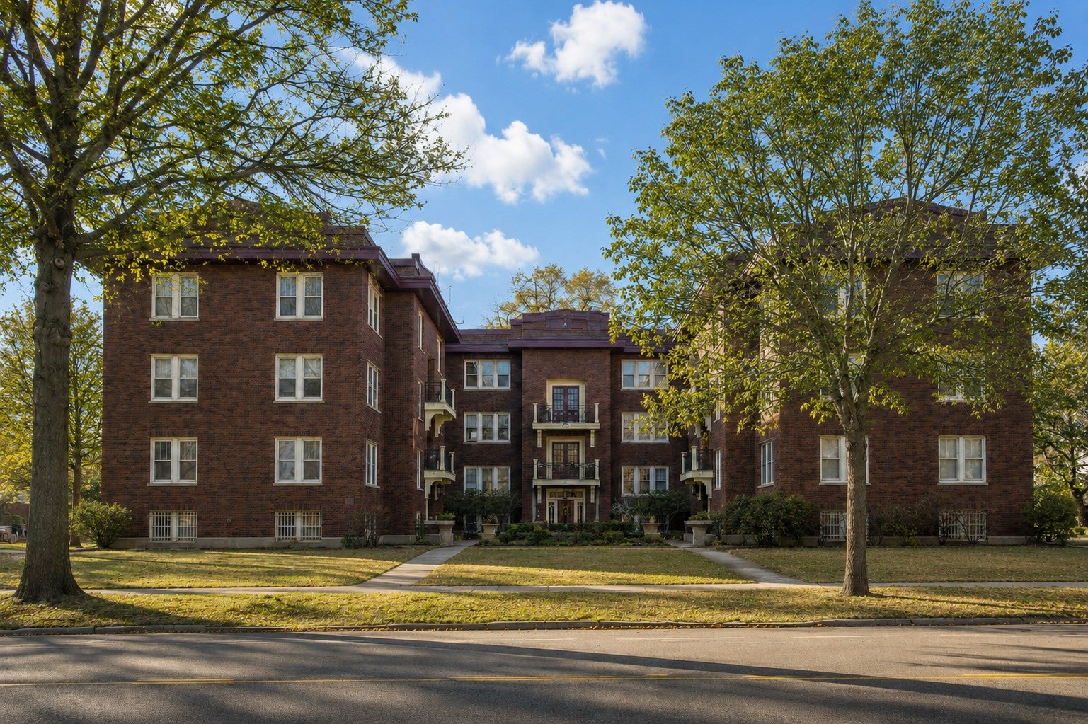 127 Lexington Parkway S 6