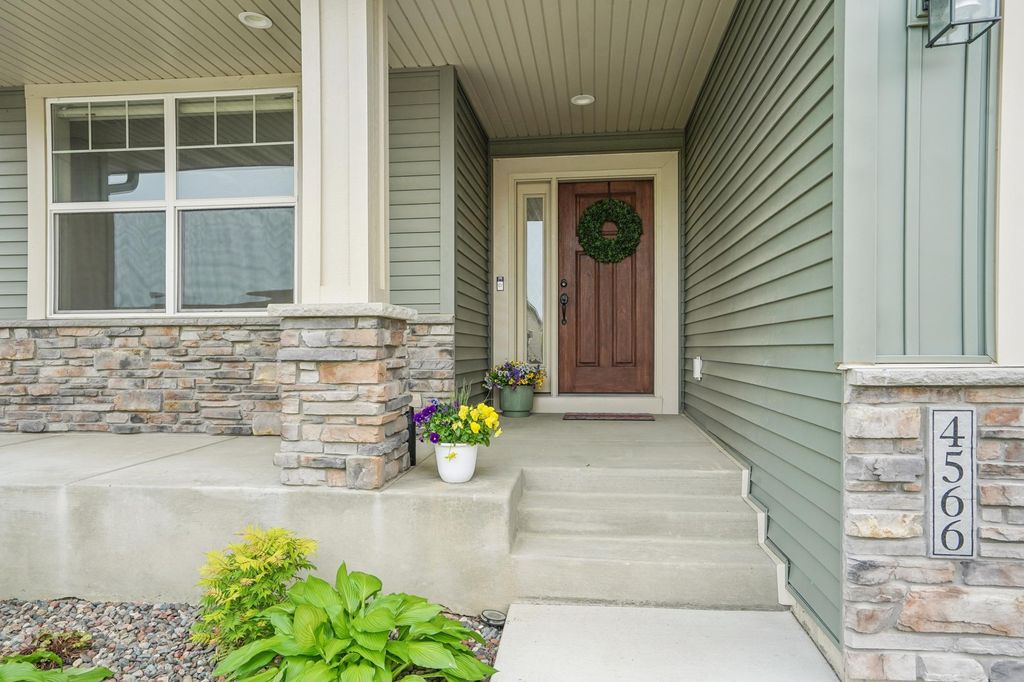 Photo of 4566 Landmark Drive NE, Saint Michael, MN 55376 (MLS # 7008908)