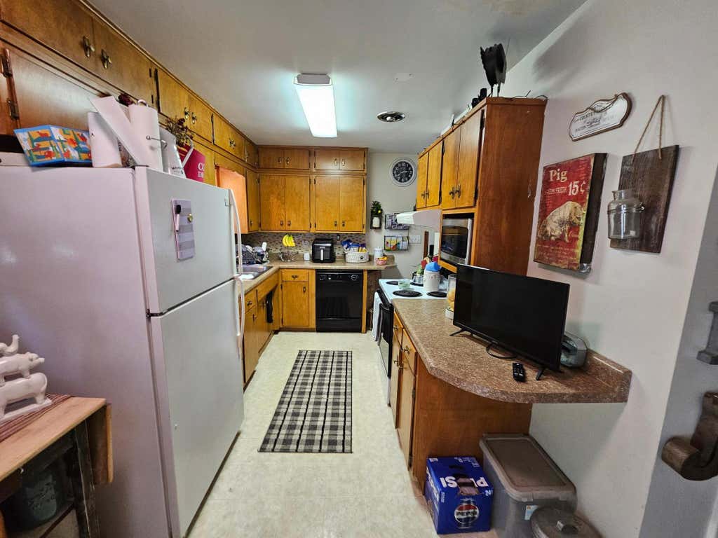 Photo of 1322 19th Street S, Moorhead, MN 56560 (MLS # 7124235)