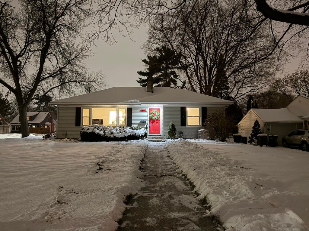 Photo of 6444 Logan Avenue S, Richfield, MN 55423 (MLS # 6825008)