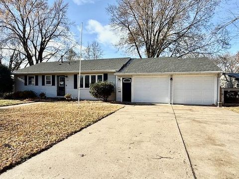 Photo of 108 Schmahl Drive, Redwood Falls, MN 56283 (MLS # 6815215)