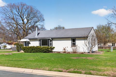 Photo of 8601 1st Avenue S, Bloomington, MN 55420 (MLS # 7059979)