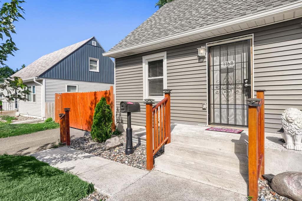 Photo of 1168 Kruse Street, West Saint Paul, MN 55118 (MLS # 7132223)
