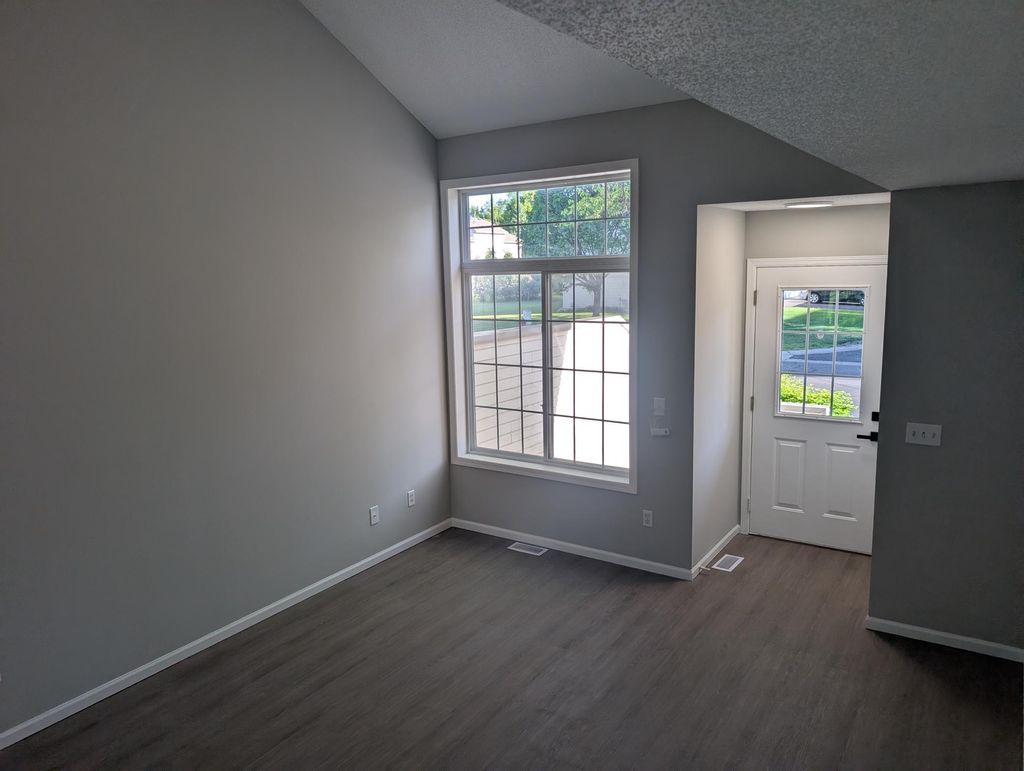 Photo of 9814 Hamlet Lane S, Cottage Grove, MN 55016 (MLS # 7073014)
