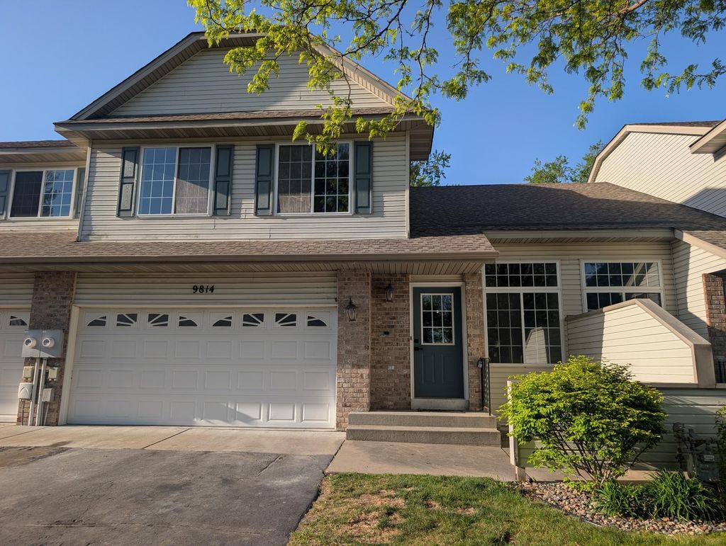 Photo of 9814 Hamlet Lane S, Cottage Grove, MN 55016 (MLS # 7073014)