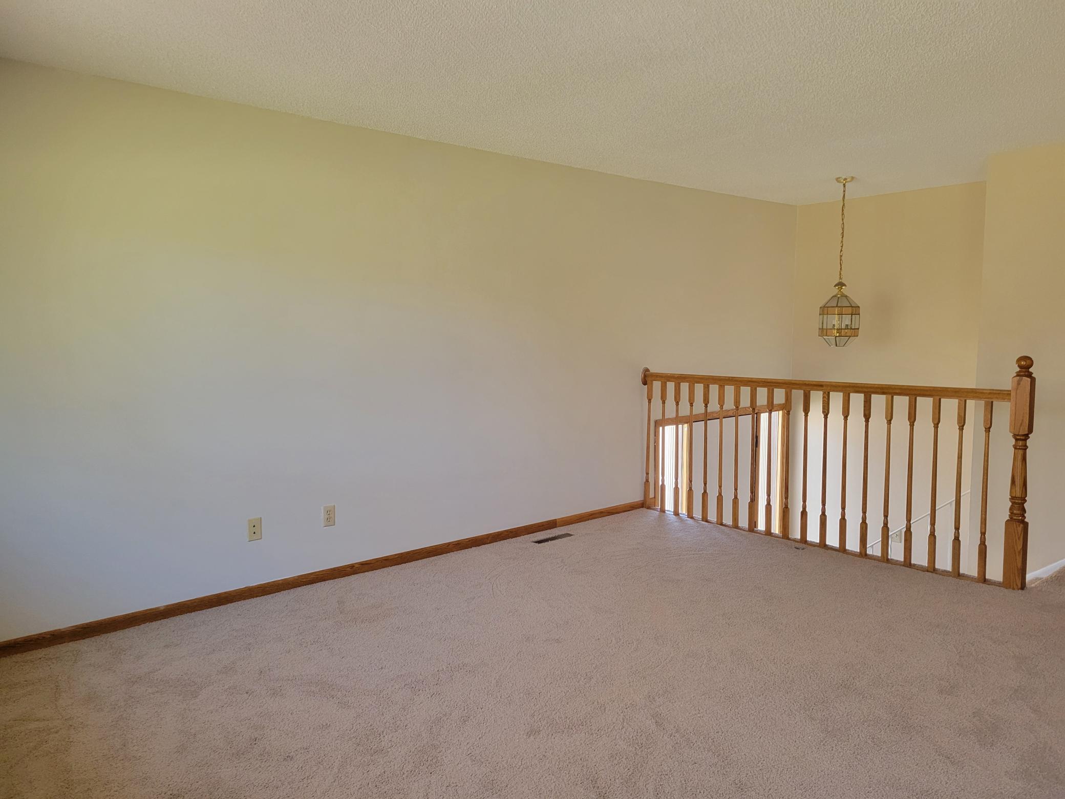 6594 Upper 35th Street N